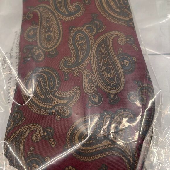 Vintage Mario Valentino Silk Ties For Mens Maroon Midnight Blue Paisley Print US - Picture 6 of 7